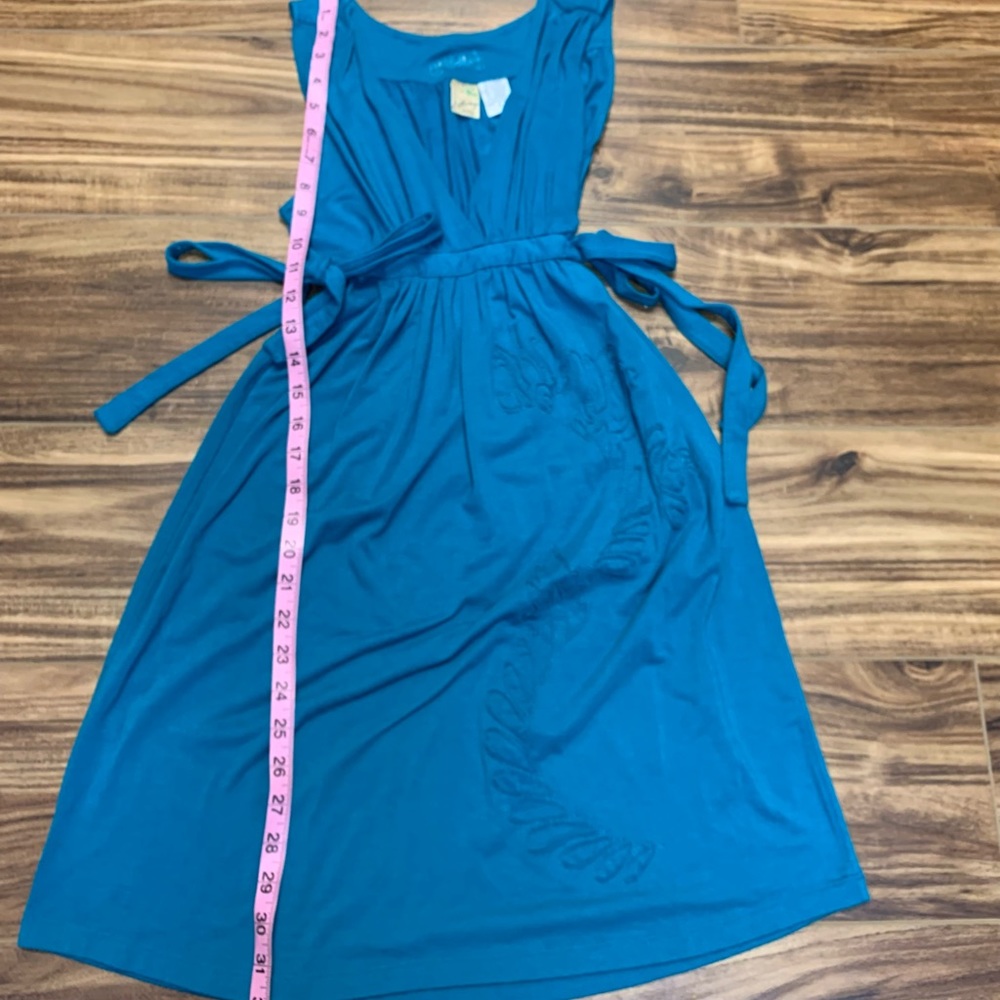 - Billabong juniors small dress